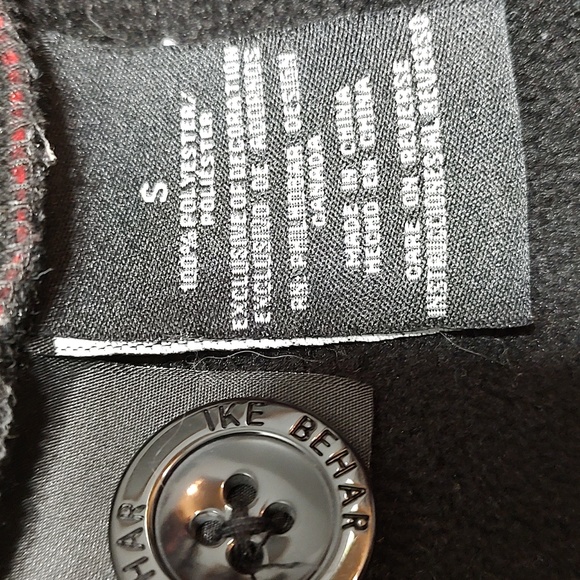 Red & Black Buffalo Plaid Ike Behar Fleece Coat with Belt sz Small - Picture 7 of 7